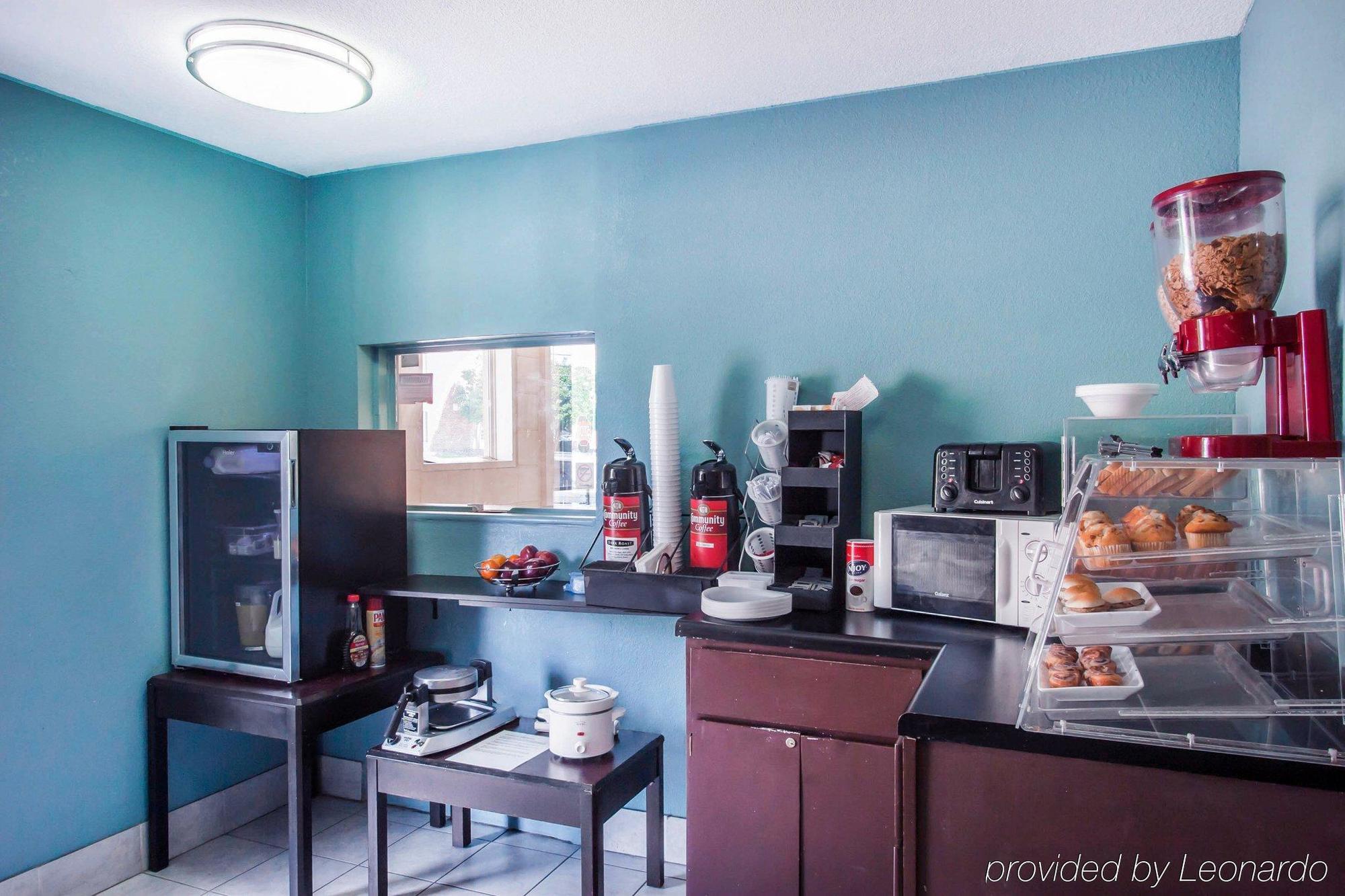 Rodeway Inn Мемфис Екстериор снимка