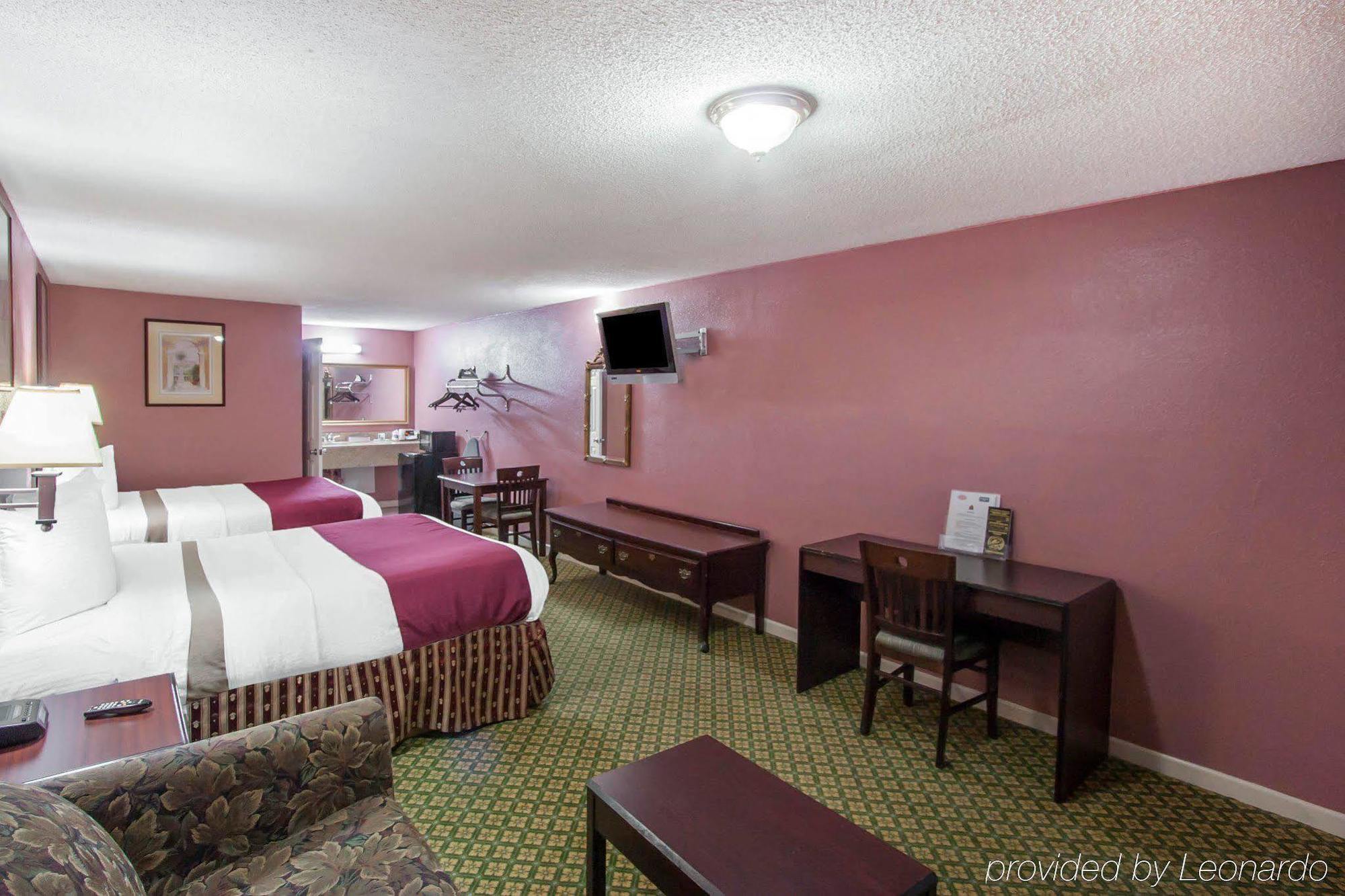 Rodeway Inn Мемфис Екстериор снимка